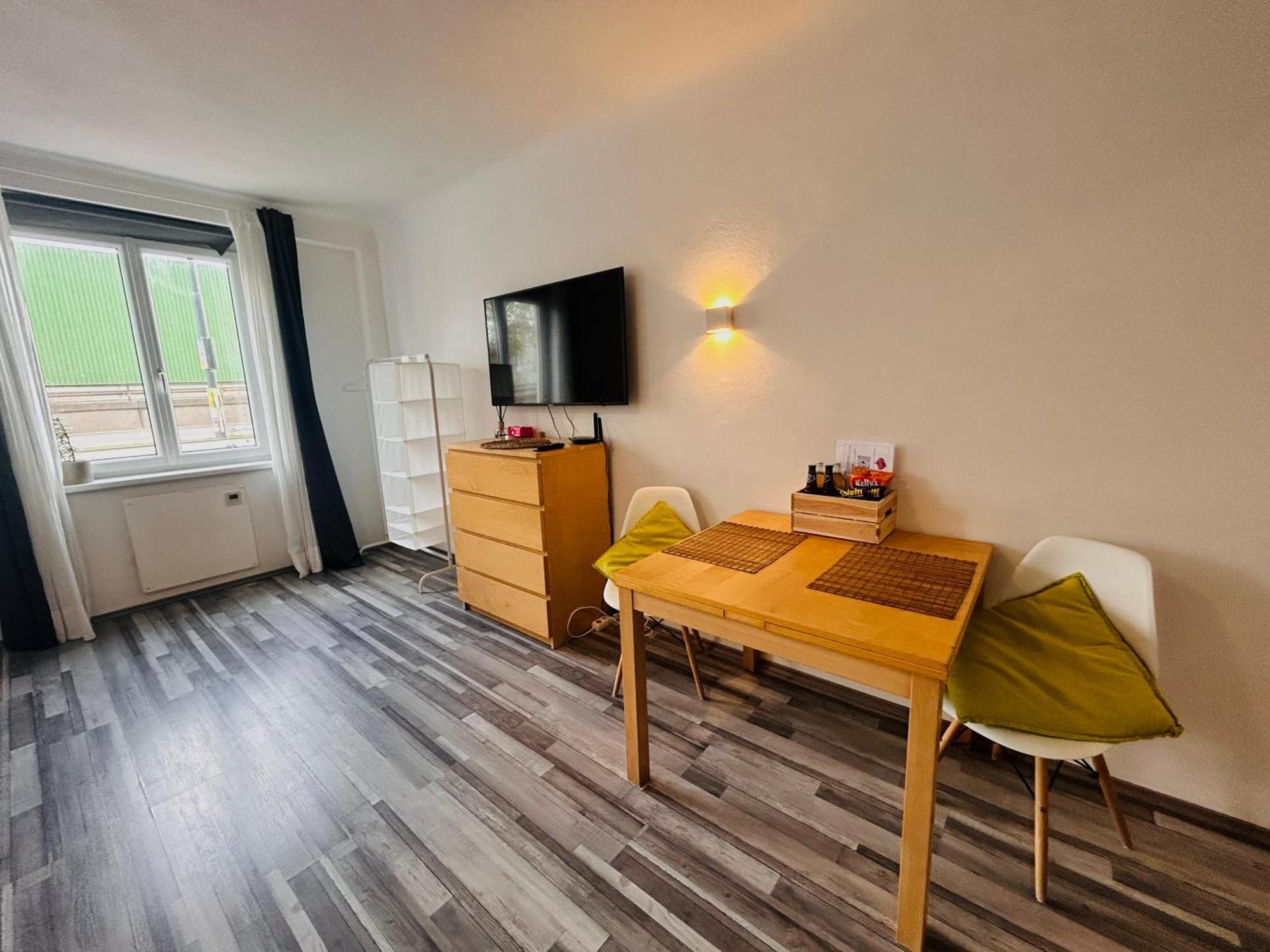 Gemuetliche Wohnung Naehe Hauptbahnhof Und Zentrum Wien Eksteriør bilde